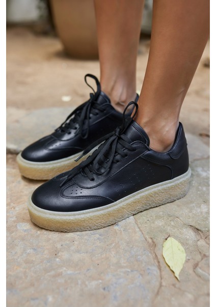 Alistar Kadın Lacivert Gecrek Deri Suet Bagcıkli Sneaker indirimleri