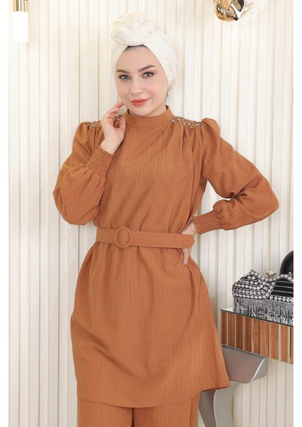 Taş Detaylı Kemerli Takım Taba MSW19104-4 fiyatları