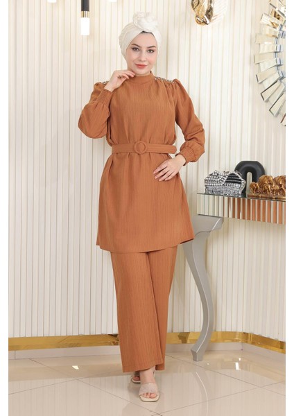 Taş Detaylı Kemerli Takım Taba MSW19104-4 modelleri