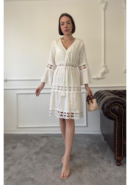 Beli Brodeli Nakışlı Elbise- Ekru