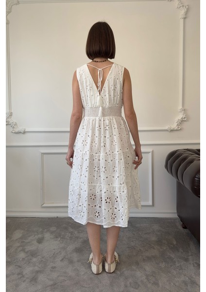 Ponponlu Püsküllü Sıfır Kol Tasarım Elbise- Ekru