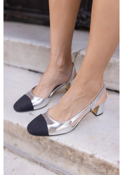 Sudel Kadın Siyah Mini Topuklu Sandalet