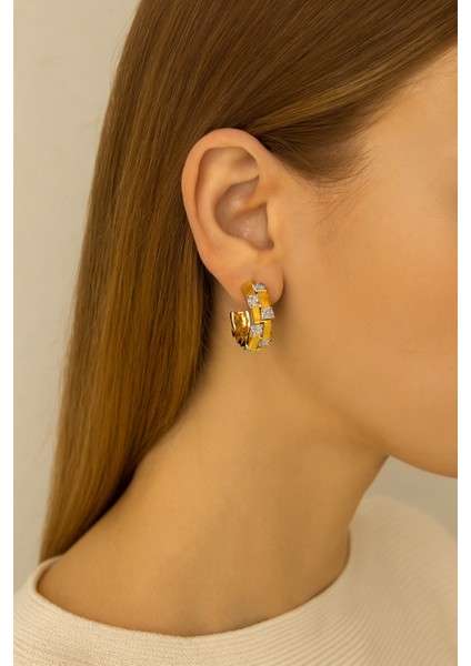 Gold Renkli Zirkon Taşlı Küpe