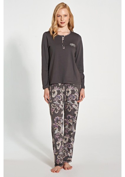 1782 Kadın Patlı Düğmeli Desenli Uzun Kol Pijama Takım