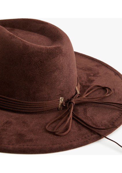 Bant Detaylı Fötr Şapka fırsatları
