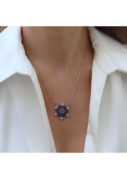 Kar Tanesi Lacivert Taşlı Gümüş Kolye
