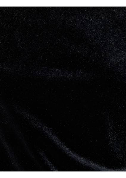 Asimetrik Yaka Kolsuz Kadife Bluz