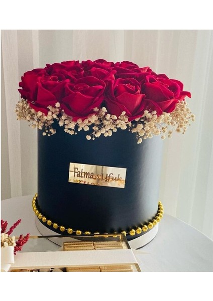 Silindir Kutuda Gerçek Görünümlü Yapay Gül Kız Isteme Buketi fiyatları