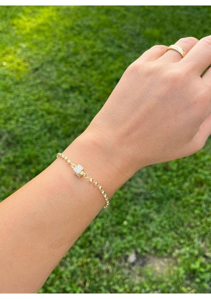 Taşlı Kare Bileklik