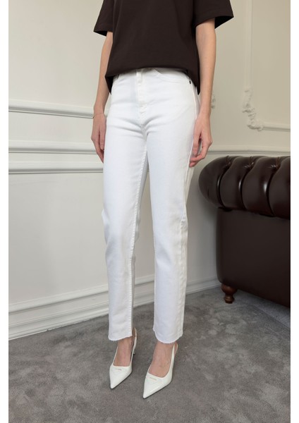 Kesik Paça Boyfit Jean- Beyaz