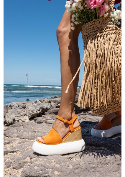 Nelly Kadin Bej Gercek Deri Suet Platform Topuklu Sandalet modelleri