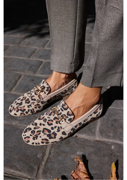 Geola Kadın Bej Leopar Gercek Deri Tokalı Babet