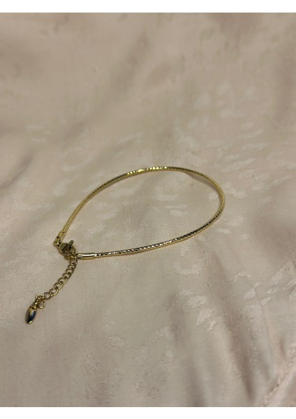 14 Ayar Altın Kaplama Renginde Ince Şerit Ayarlanabilir Model