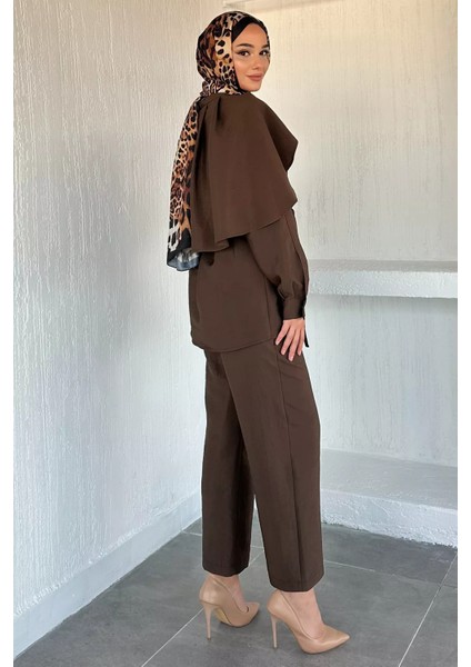 Pelerinli Broş Detaylı Kuşaklı Tunik Bel Lastikli Pantolon Tesettür Ikili Takım P-00018879 fırsatları