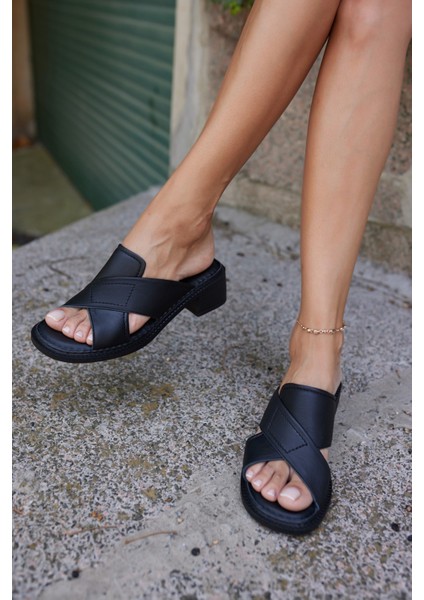 Rapida Kadın Siyah Gercek Deri Terlik modelleri