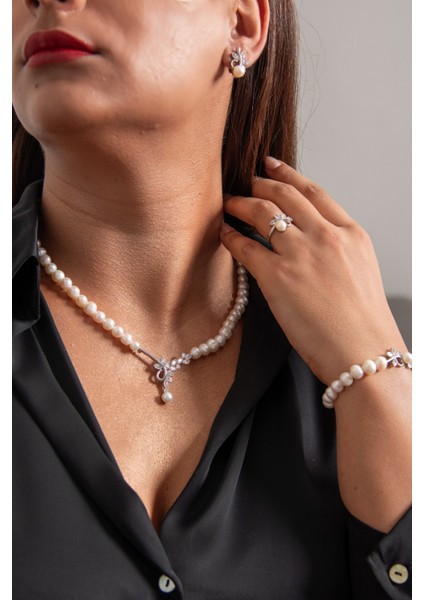 Çiçekli Model 925 Ayar Gümüş Rodyum (Beyaz Altın) Kaplama Gerçek Inci Set