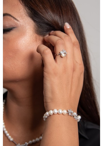 Çiçekli Model 925 Ayar Gümüş Rodyum (Beyaz Altın) Kaplama Gerçek Inci Set