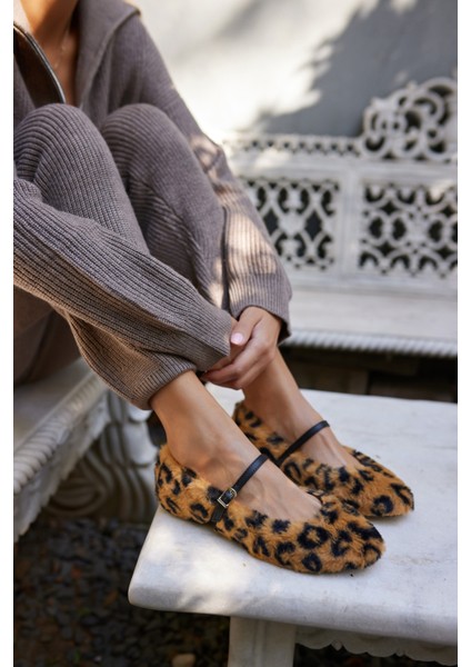 Armonia Kadın Leopar Tuylu Babet
