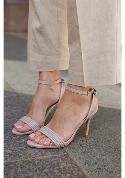 Peras Kadın Siyah Tek Bant Topuklu Sandalet modelleri
