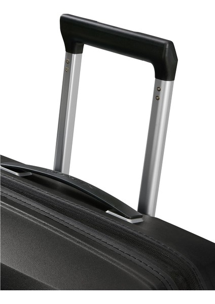 Upscape 4 Tekerlekli Ekstra Büyük Boy Valiz 81 cm modelleri