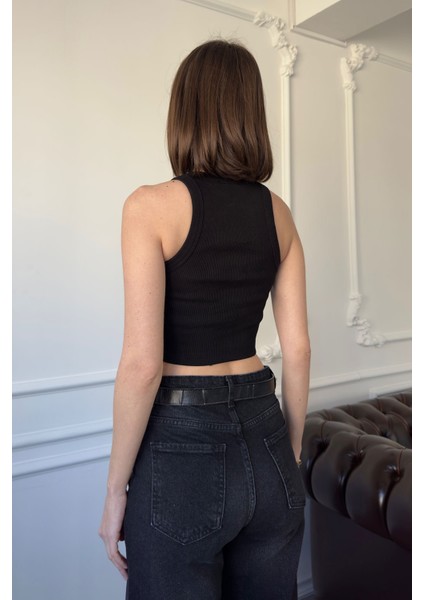 Marka Nakışlı Crop- Siyah