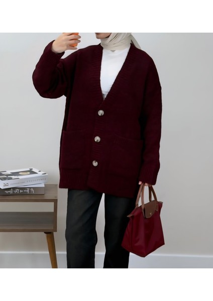 Cep Detaylı Düğmeli Triko Hırka fırsatları