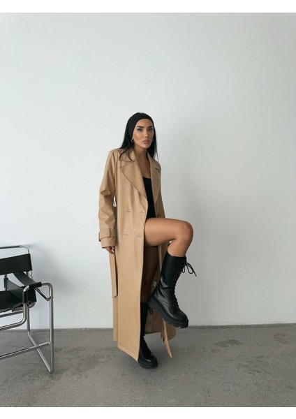 Deri Görünümlü Düğmeli Trençkot
