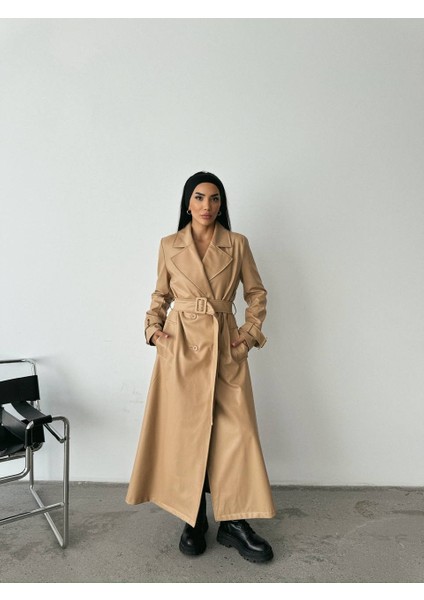 Deri Görünümlü Düğmeli Trençkot modelleri