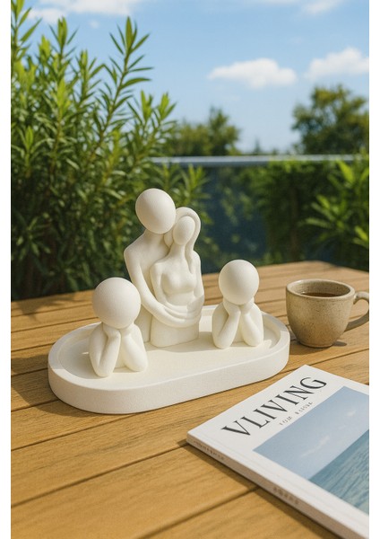 El Yapımı Aile Figürlü Dekoratif Set – Sarılan Çift & Çocuk Figürleri (Tepsi 19X9 Cm) modelleri
