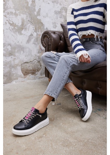 Bianca Kadın Siyah Taş Detay Sneaker