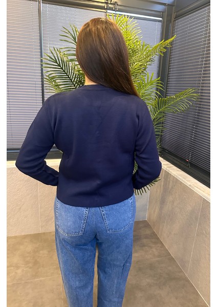 Lacivert Gümüş Düğmeli Hırka fırsatları