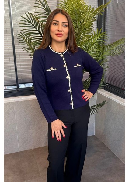 Burgu Şeritli Özel Işleme Düğmeli Lacivert Hırka modelleri