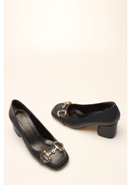 Idil Lacivert Cilt Tokalı Kadın Topuklu fırsatları