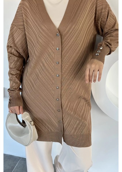 Desenli Ön Düğmeli Tesettür Triko Hırka (M-L-Xl Uyumludur) P-00018882 fırsatları