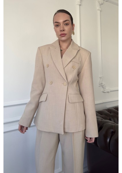 Düğme Detay Blazer Marka Takım- Taş
