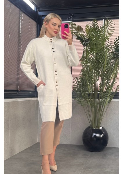 Çıtçıt Düğmeli Cep Detaylı Uzun Sakallı Ekru Hırka fırsatları