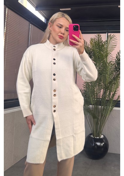 Çıtçıt Düğmeli Cep Detaylı Uzun Sakallı Ekru Hırka indirimleri