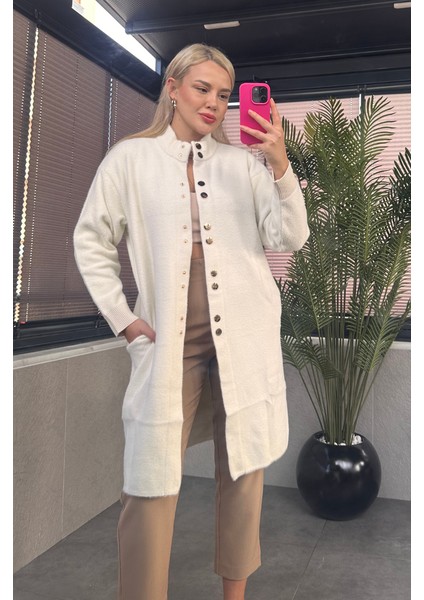 Çıtçıt Düğmeli Cep Detaylı Uzun Sakallı Ekru Hırka