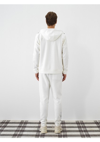 Erkek Ekru Pamuk Dokulu Regular Fit Sweatmont indirimleri