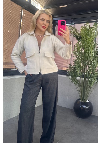 Ekru Fermuarlı Cep Detaylı Sakallı Hırka