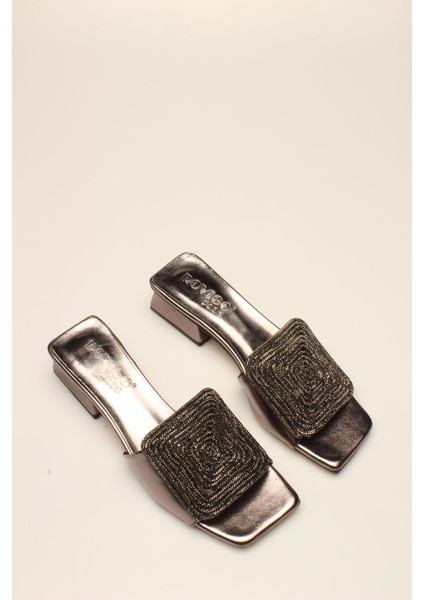 Idil Platin Cilt Taşlı Kadın Terlik