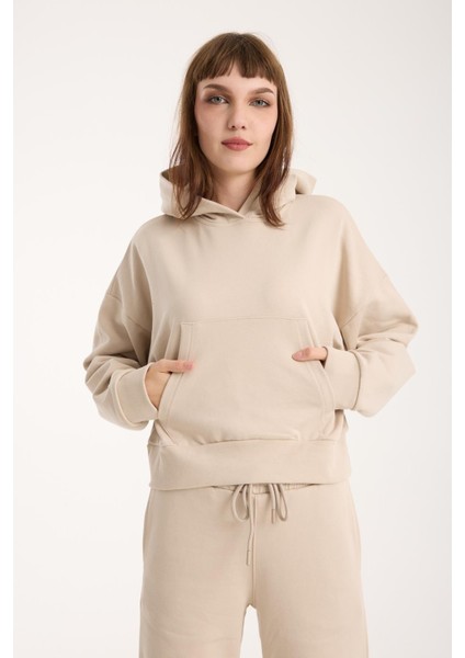 %100 Pamuk Kapüşonlu Ön Cep Detaylı Kadın Sweatshirt modelleri