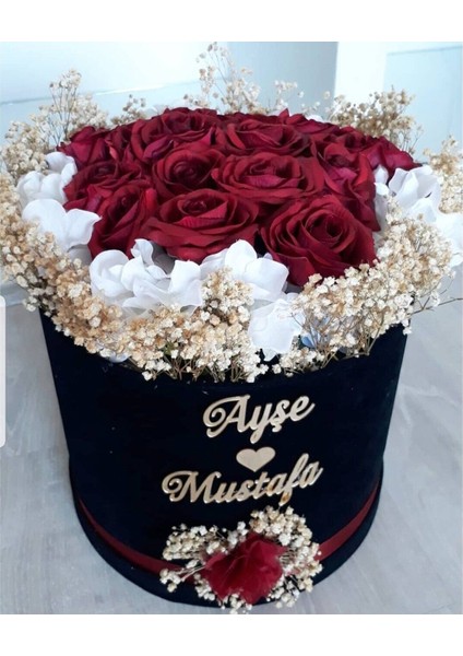 Silindir Kutuda Gerçek Görünümlü Yapay Gül Kız Isteme Buketi