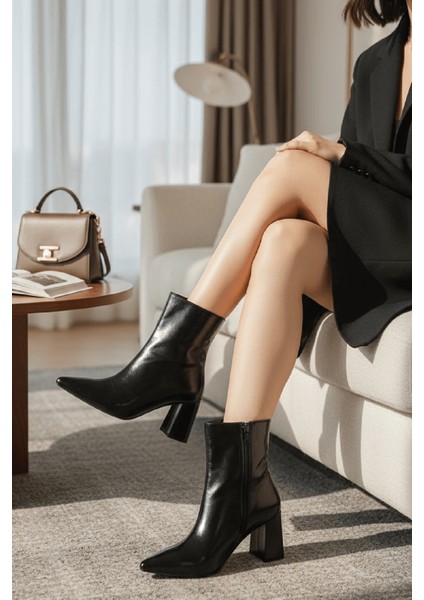 Strada Siyah Rugan Tak-Çıkar Konçlu (8 cm Topuk Boyu ) Günlük Kullanım Bot ve Çizme fırsatları