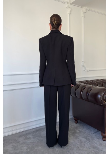 Düğme Detay Blazer Marka Takım- Siyah