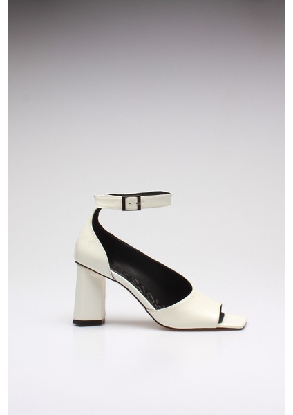 Idil Beyaz Kırışık Rugan Kadın Topuklu fiyatları