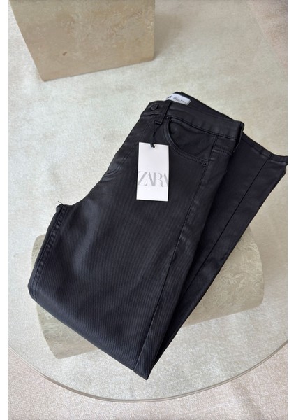 Kaplamalı Boyfit Jean- Siyah