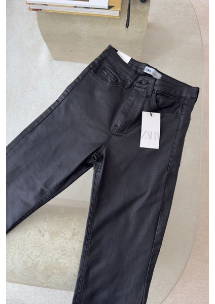 Kaplamalı Boyfit Jean- Siyah