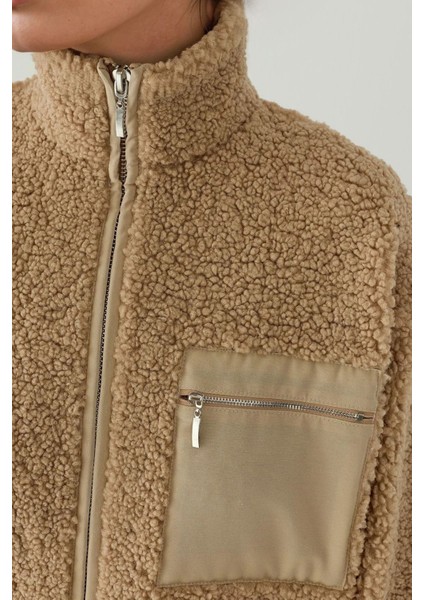 Kadın Cep Detaylı Kalın Yumuşak Peluş Mont Açık Gri fırsatları