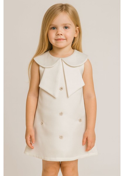 Inci Işlemeli Kız Çocuk Elbisesi – Zarif Yaka Tasarımı ile Özel Günler Için